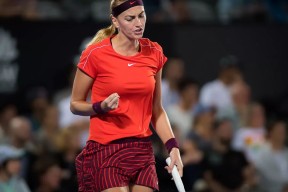 科维托娃意外战胜DWG，重返赛场引爆全场！的简单介绍